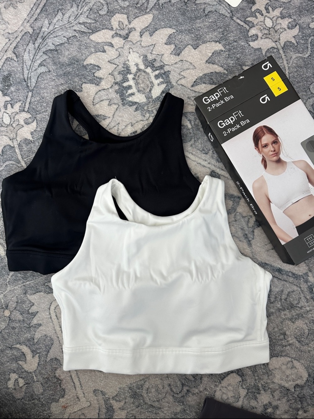 New GapFit 2-Pack Sports Bras in White and Black Sizes S,M, L